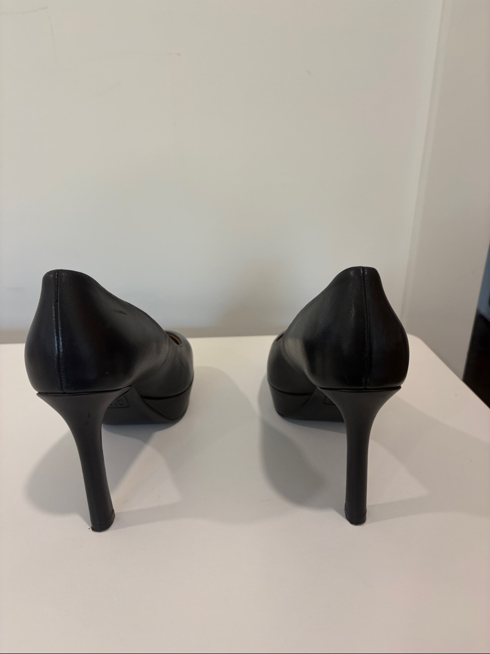 Naturalizer Black Leather Round-Toe Platform Pumps - Picture 4 of 9